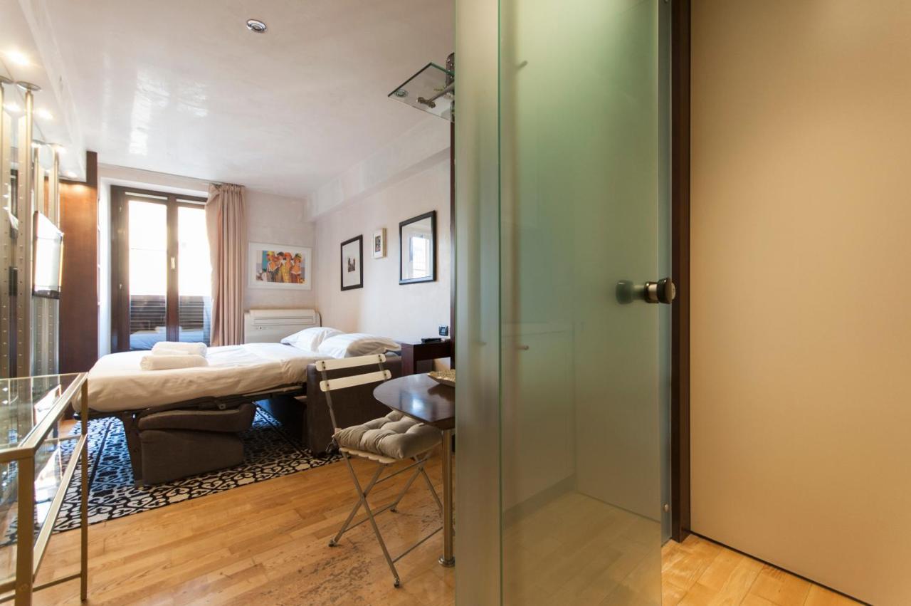 Youhosty - Duomo Studio Apartment 밀라노 외부 사진